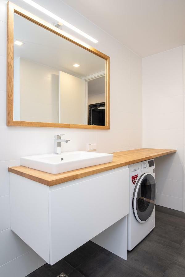 Dream Stay - 2 Porto Franco Apartments Near Old Town Талин Екстериор снимка